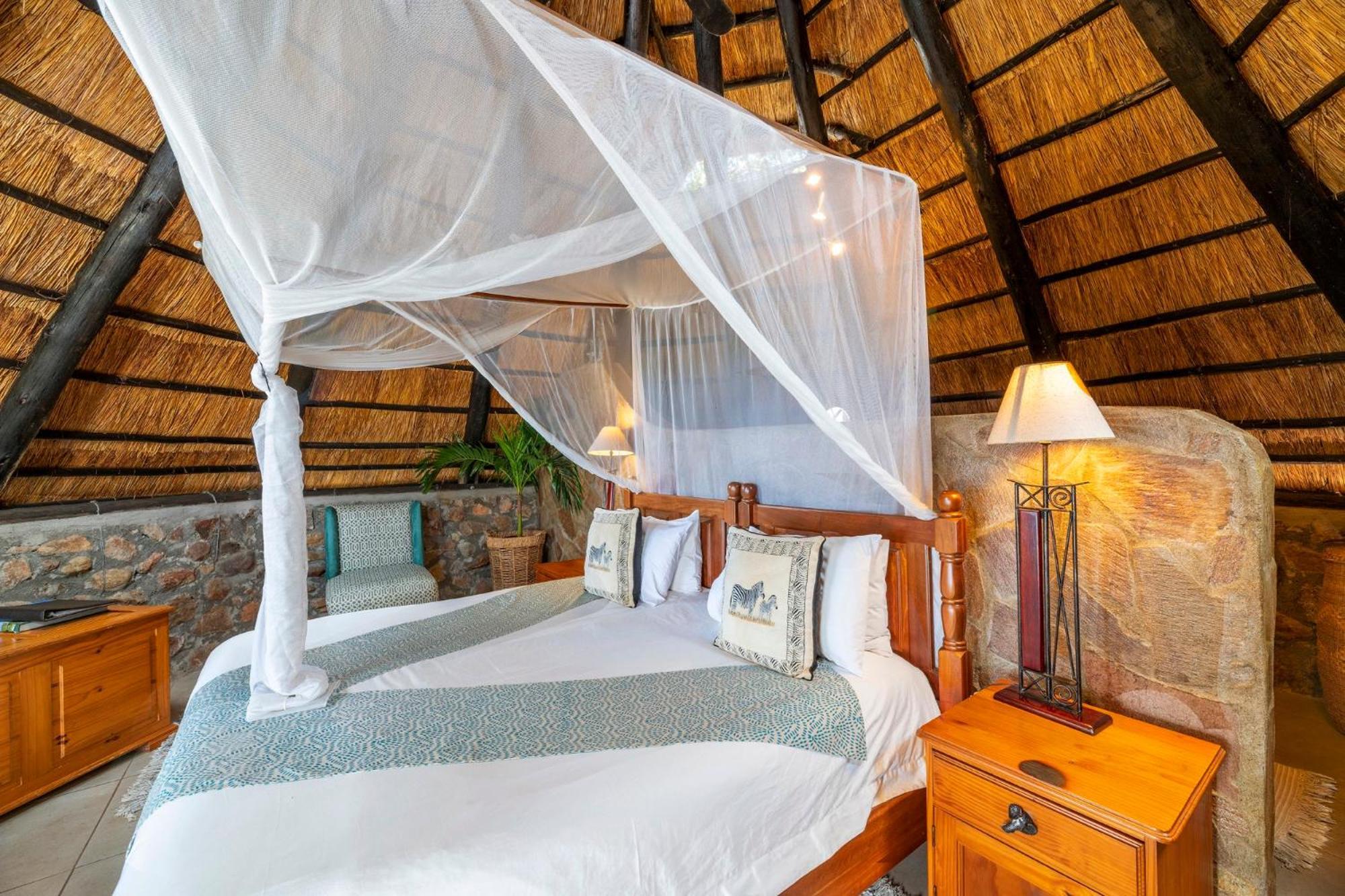Hornbill Lodge Kariba Exterior photo